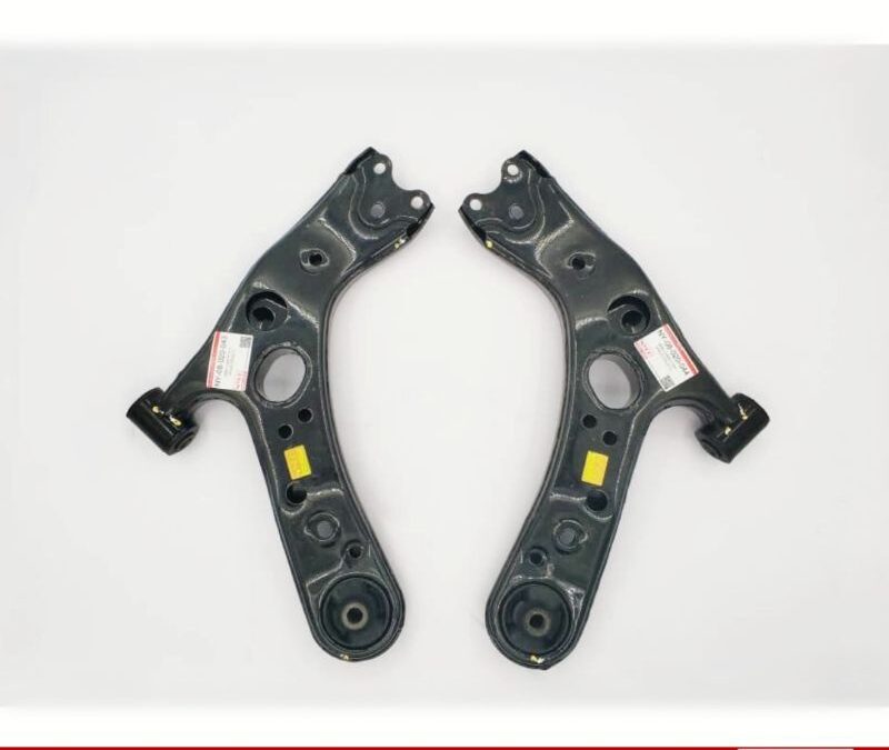 LOWER ARM LH/RH TOYOTA PRIUS / PRIUS C / LEXUS CT200 NY-08-020-043 / NY-08-020-044